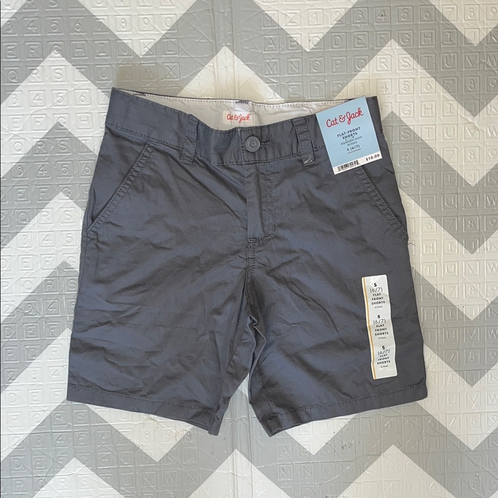 Cat & Jack boys  Gray Shorts small 6/7